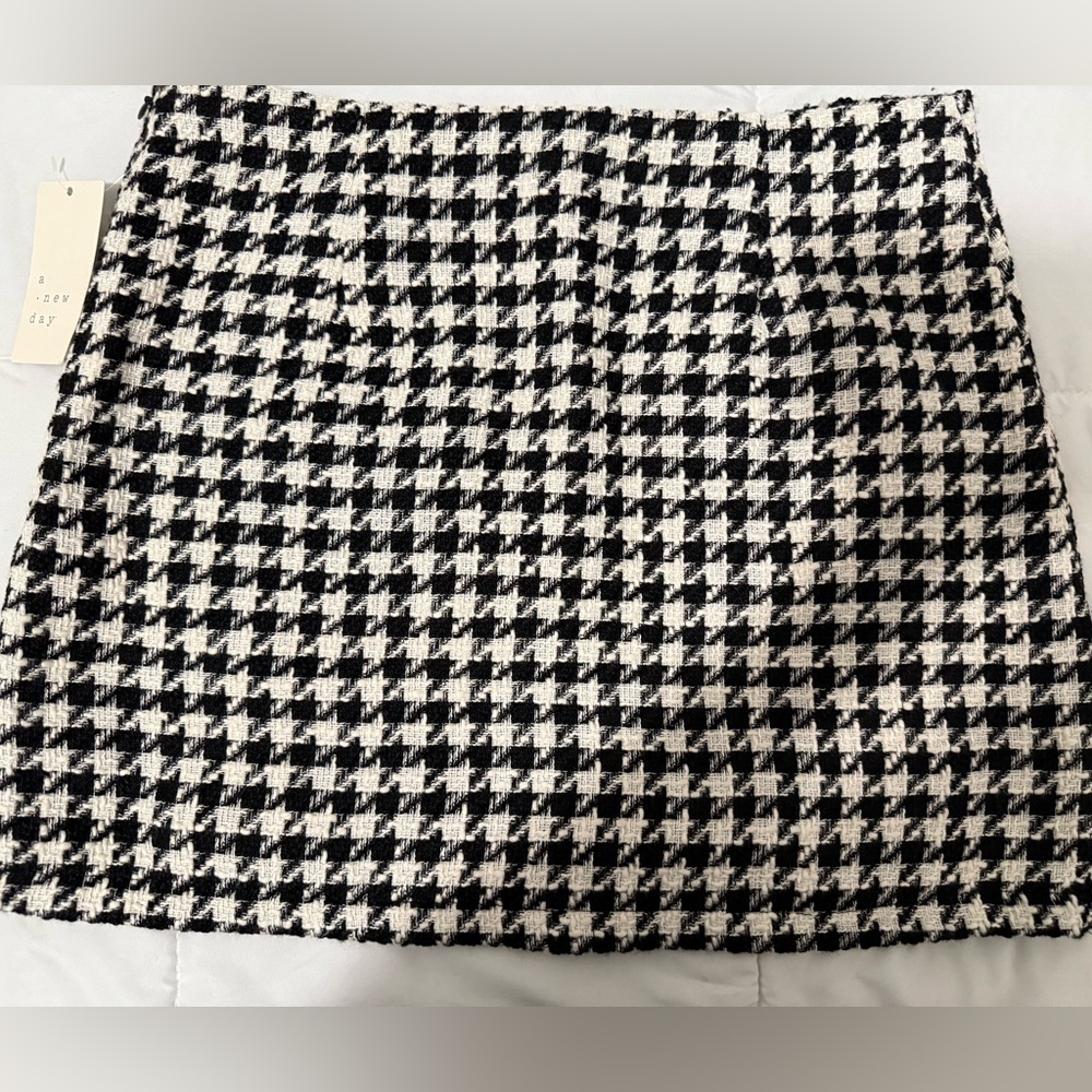 Target Black and White Houndstooth Mini Skirt